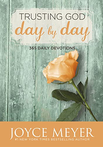 Trusting God Day by Day: 365 Daily Devotions von Hodder & Stoughton
